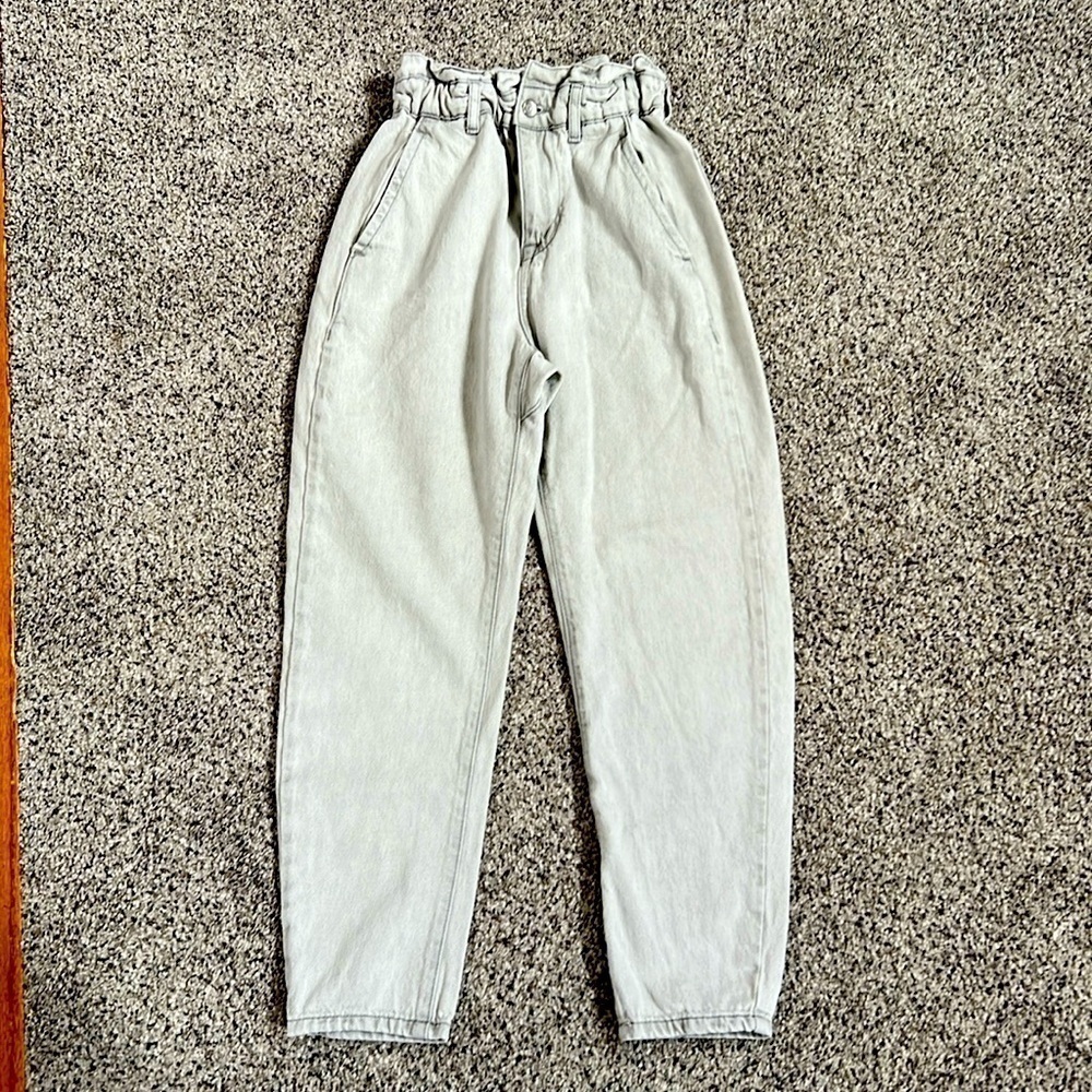 ZARA Light Washed Jeans Size 0